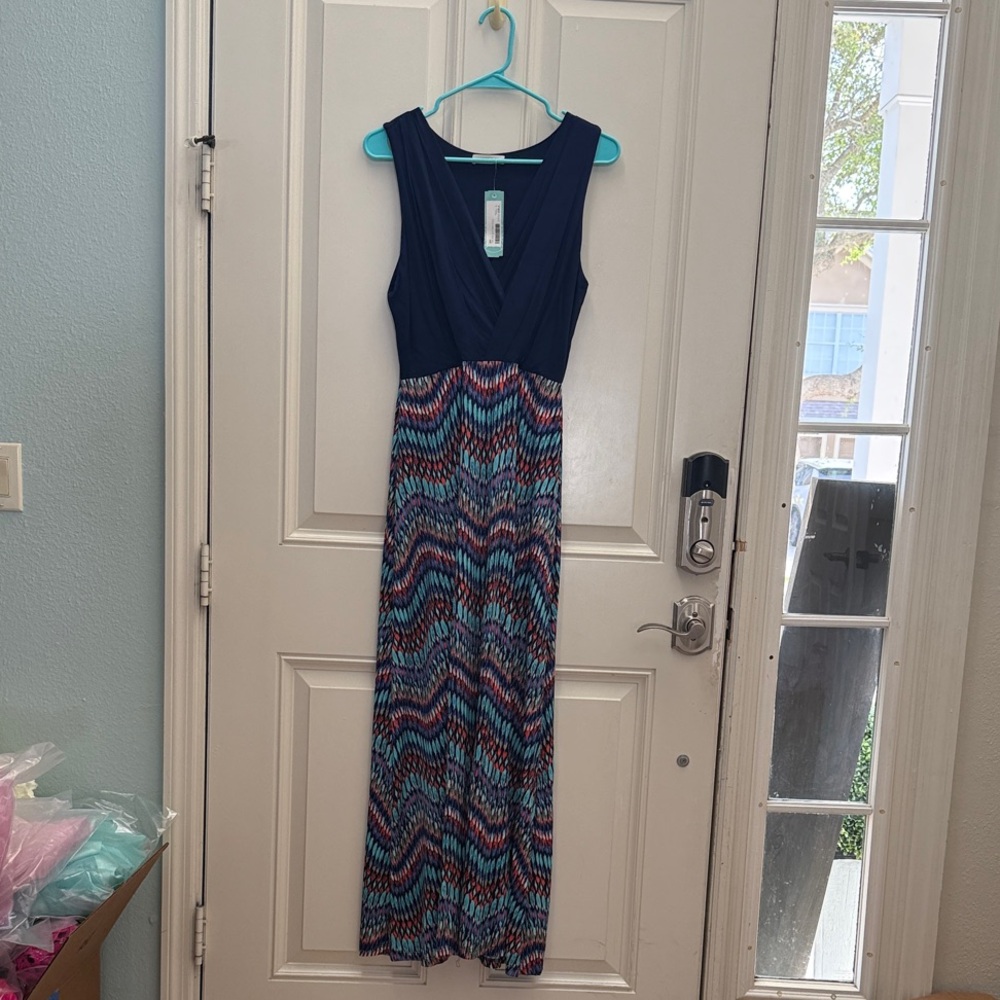 Gilli Navy V-Neck Maxi Dress with Multicolor Chevron Skirt